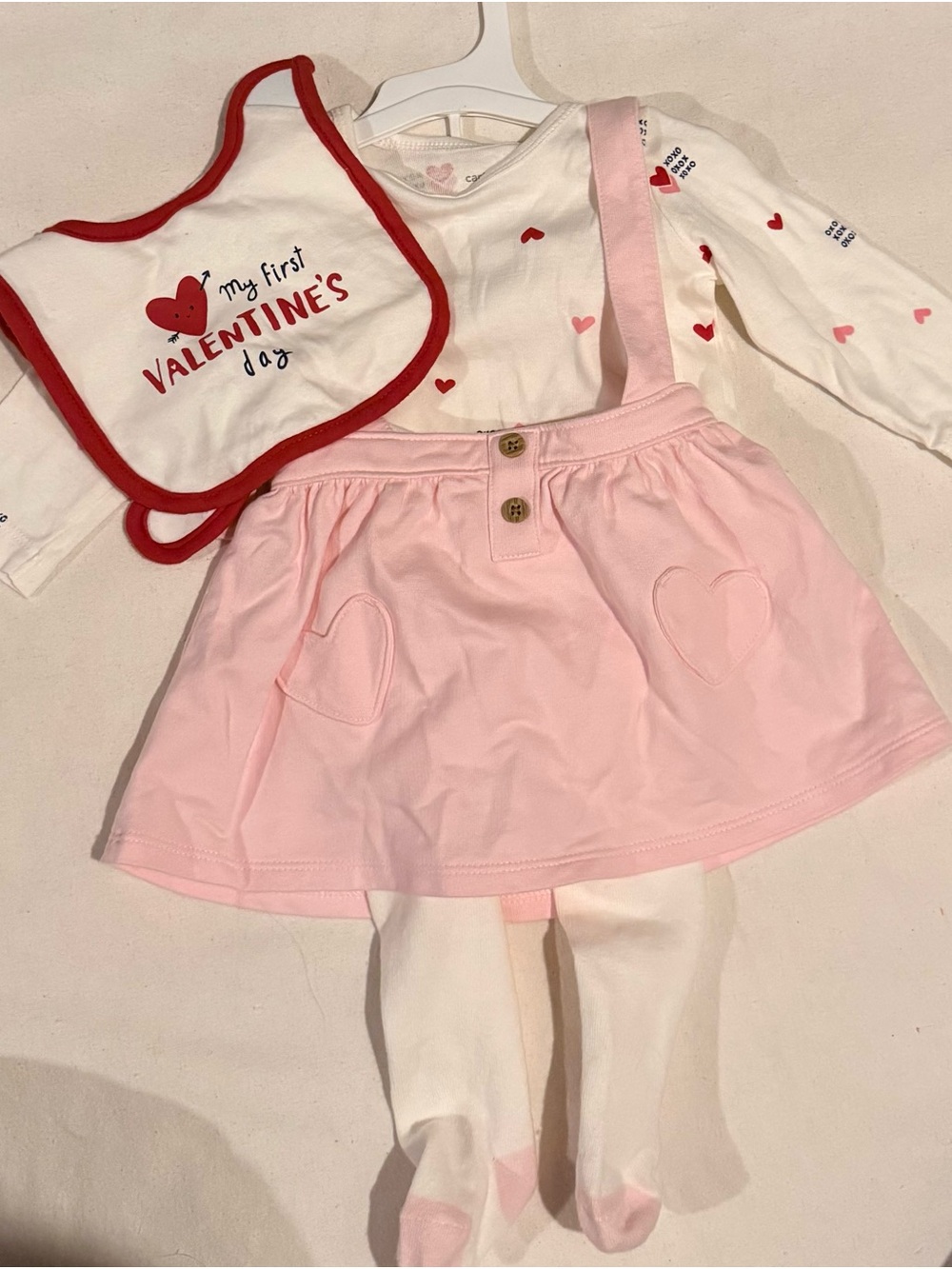 Carters valentine set
